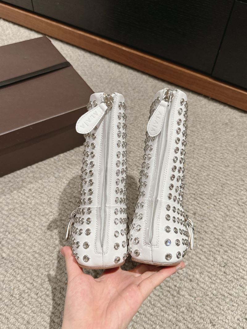 Alaia Boots